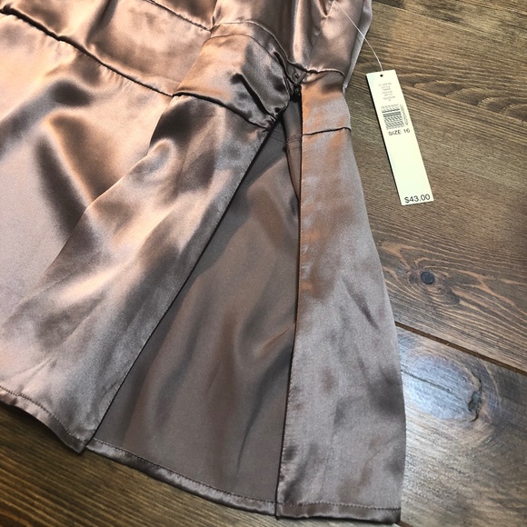 Elegant 100% Silk Bronze Camisole - Picture 4 of 7